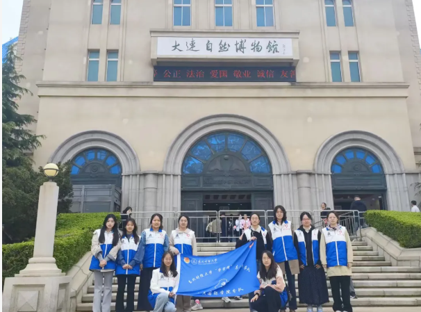 春风织暖网，志愿绽芳华 | 萨里国际学院近期志愿活动纪实